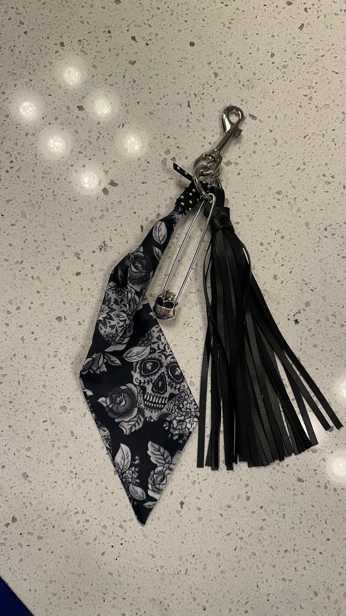 Black & White Skull Bag Charm Cluster – Silver Tone Hardware