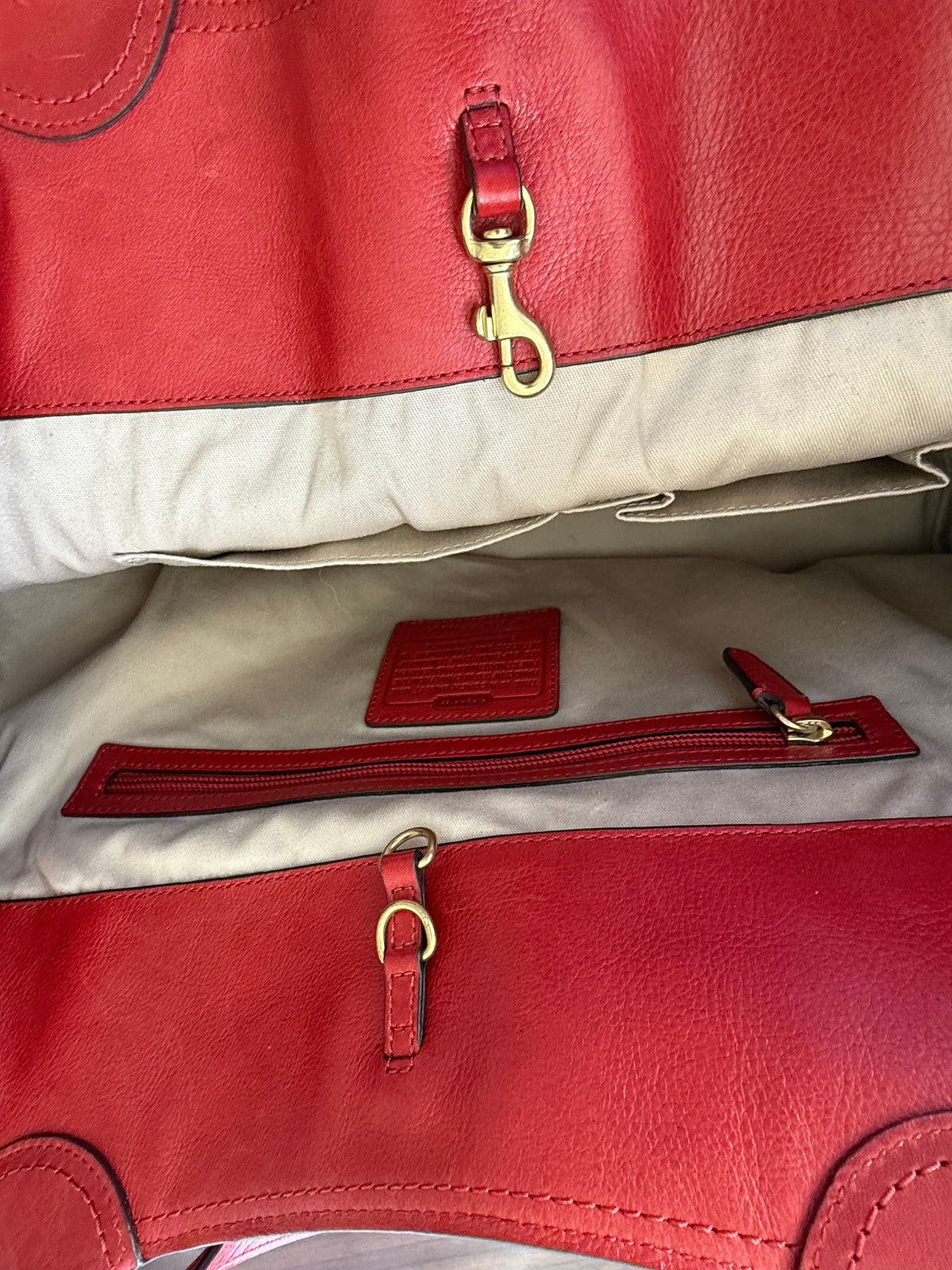 Pre-Loved Coach Legacy American Icon Tote in Red Leather | Style 19997