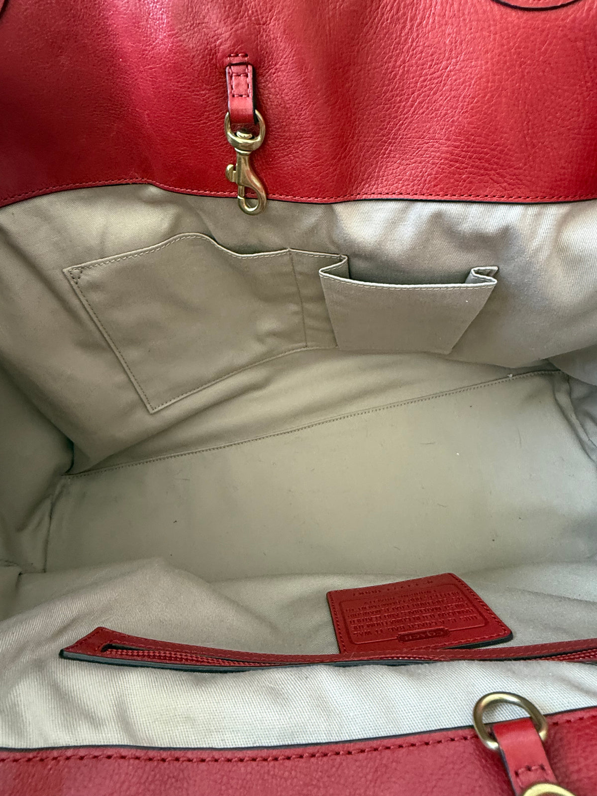 Pre-Loved Coach Legacy American Icon Tote in Red Leather | Style 19997