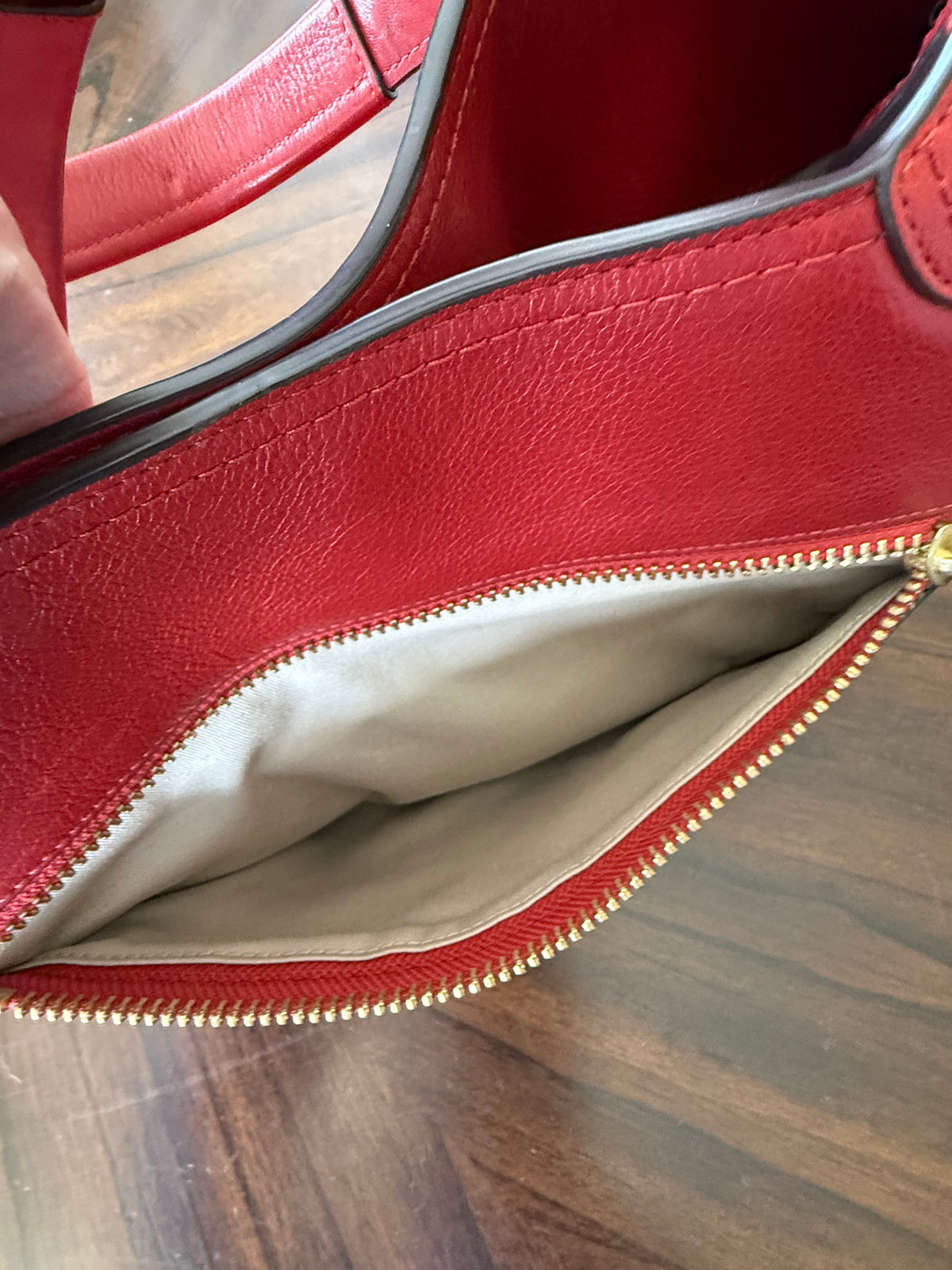 Pre-Loved Coach Legacy American Icon Tote in Red Leather | Style 19997