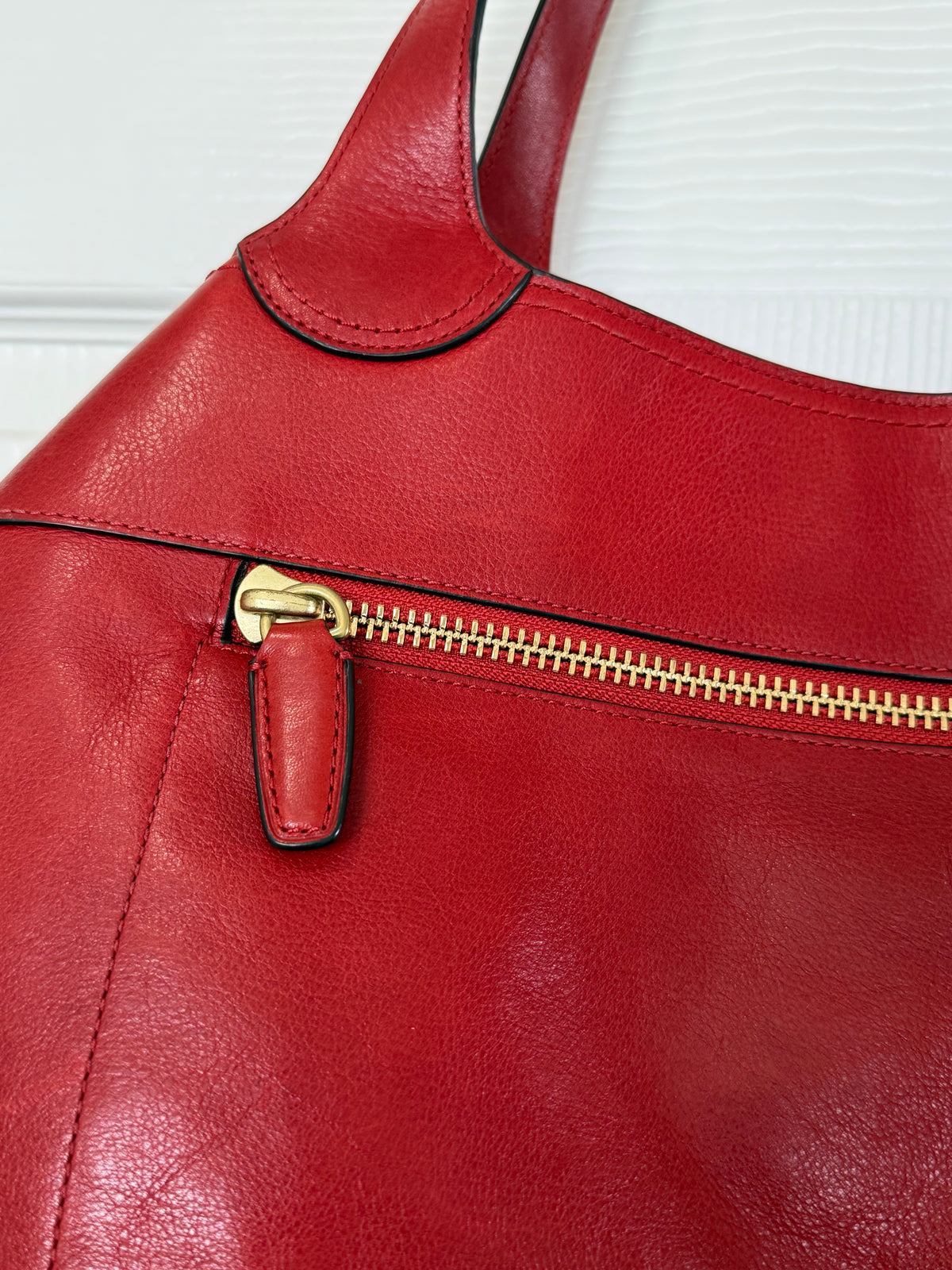 Pre-Loved Coach Legacy American Icon Tote in Red Leather | Style 19997