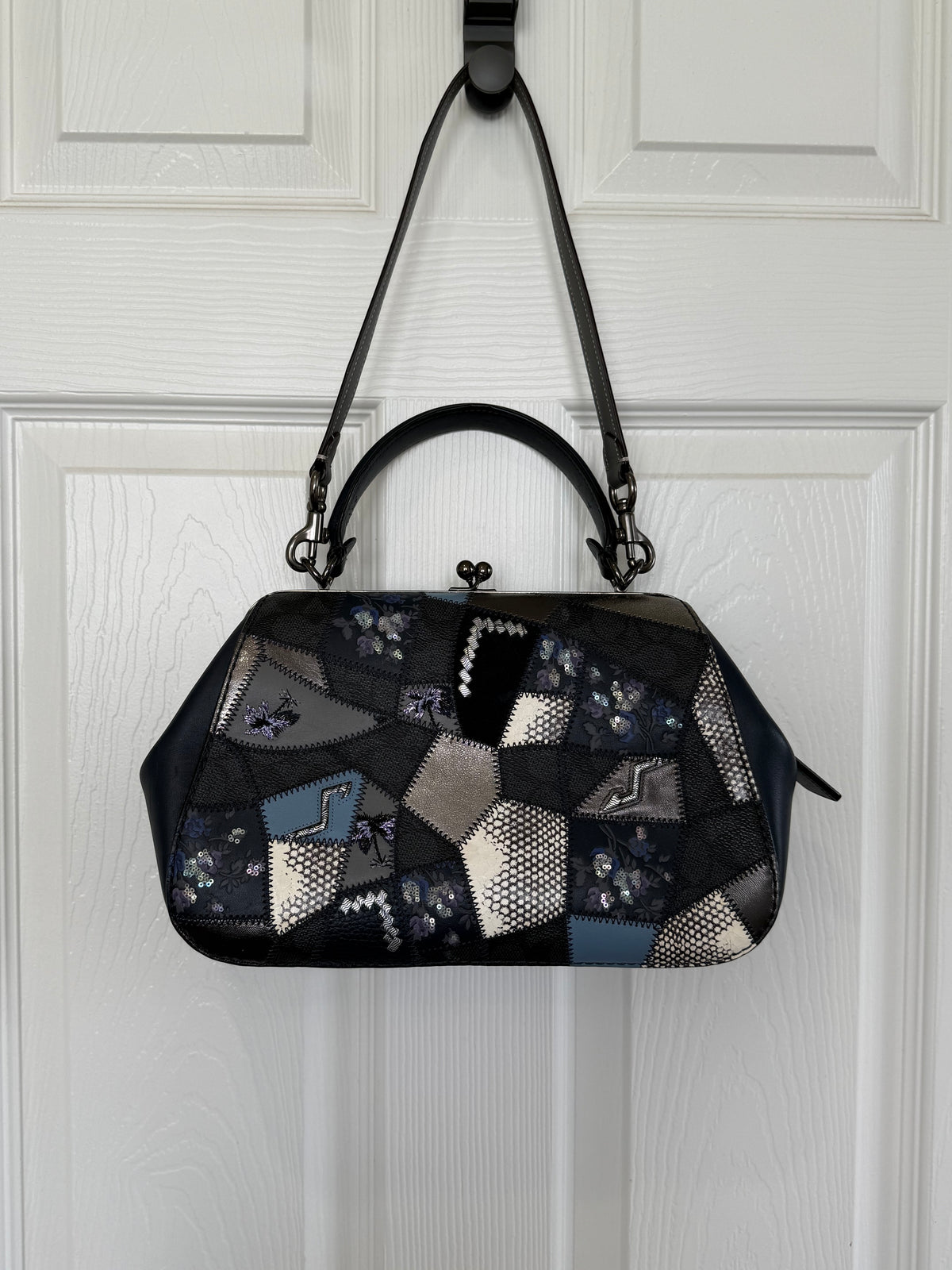 Pre-Loved Coach 1941 Blue Signature Patchwork Kisslock Frame Bag | Style 68889