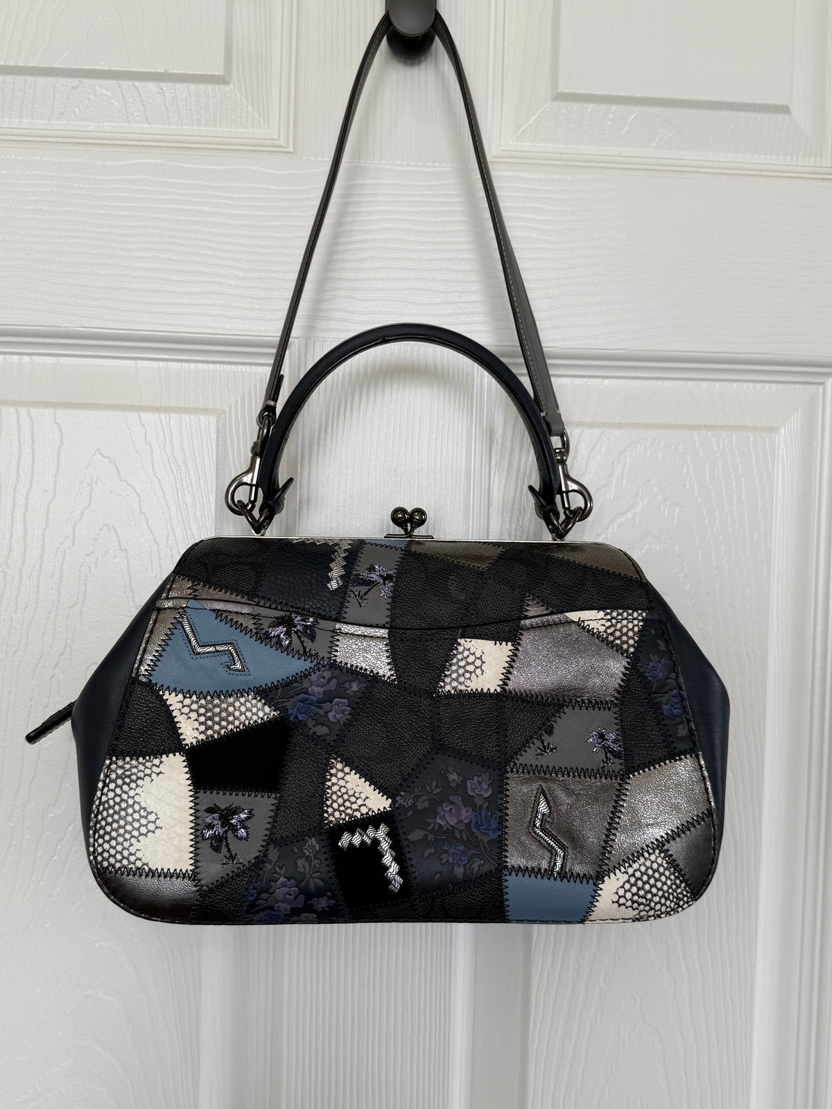 Pre-Loved Coach 1941 Blue Signature Patchwork Kisslock Frame Bag | Style 68889