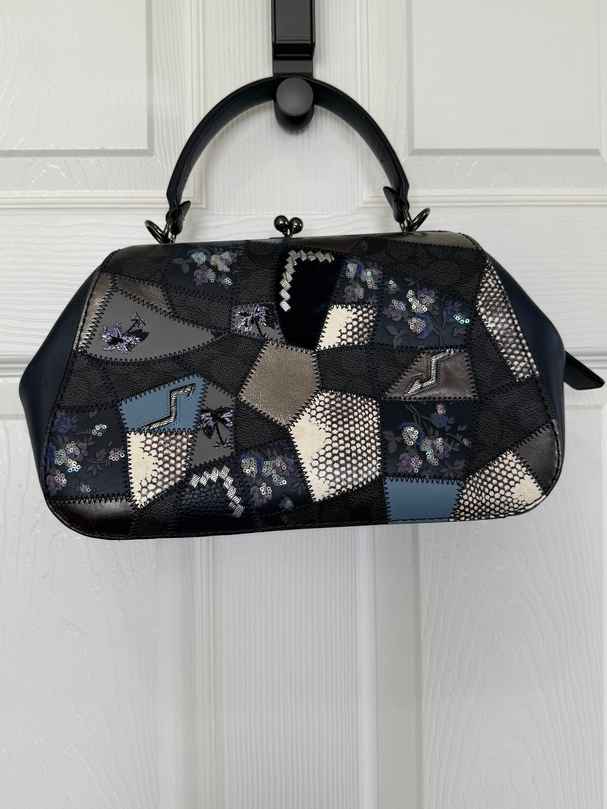 Pre-Loved Coach 1941 Blue Signature Patchwork Kisslock Frame Bag | Style 68889