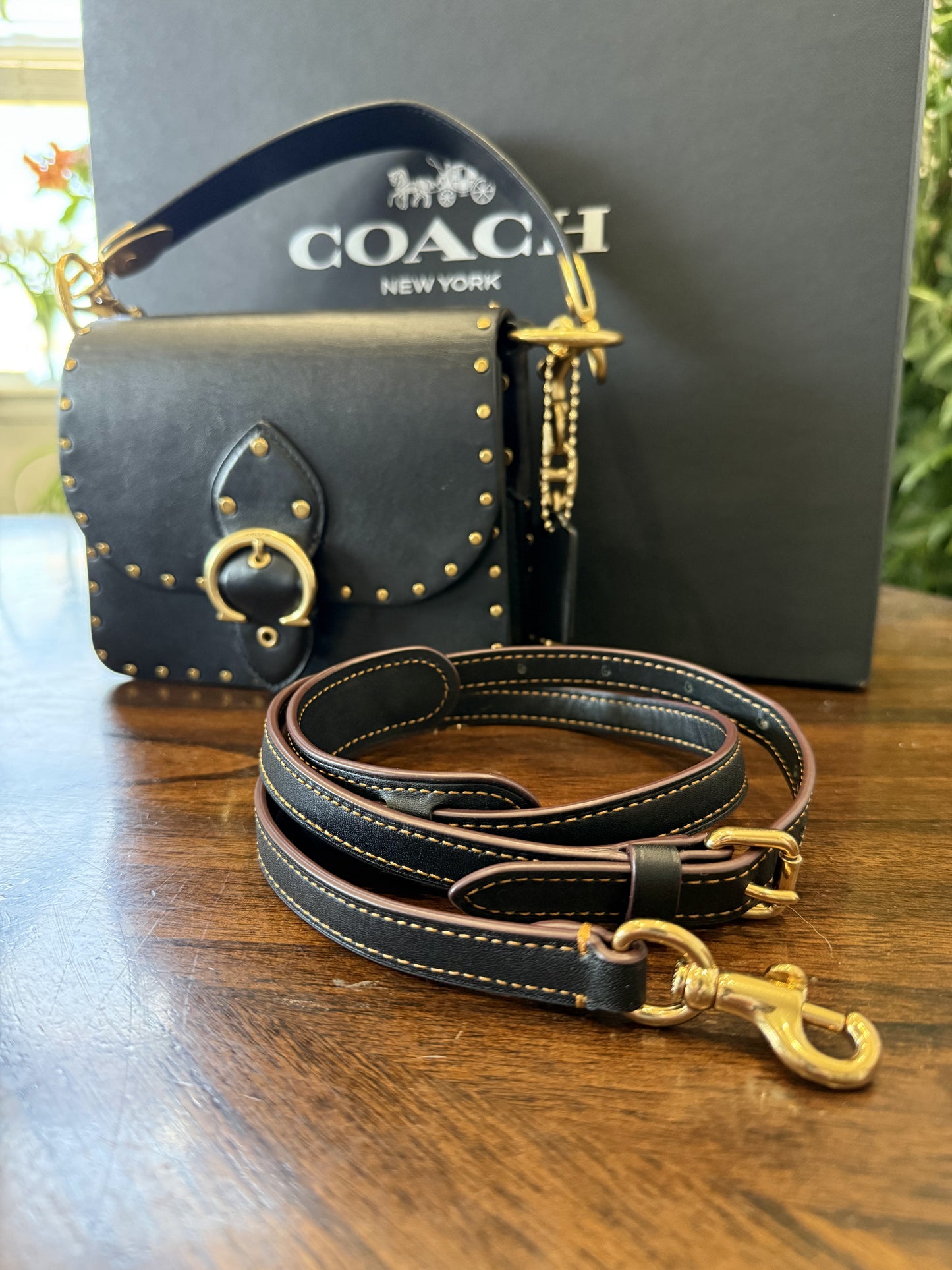 Coach Beat Shoulder Bag 18 with Rivets – Black Glovetanned Leather | Style 4600