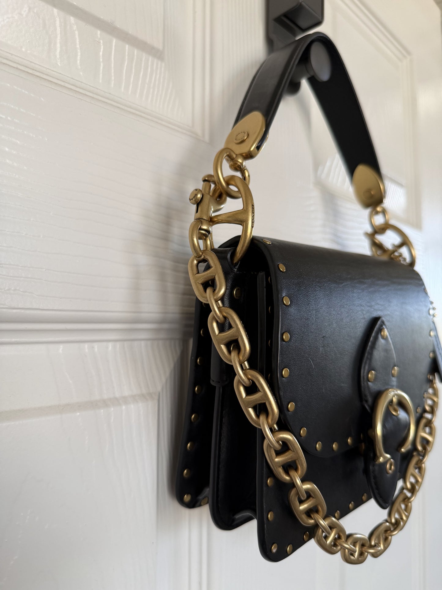 Coach Beat Shoulder Bag 18 with Rivets – Black Glovetanned Leather | Style 4600