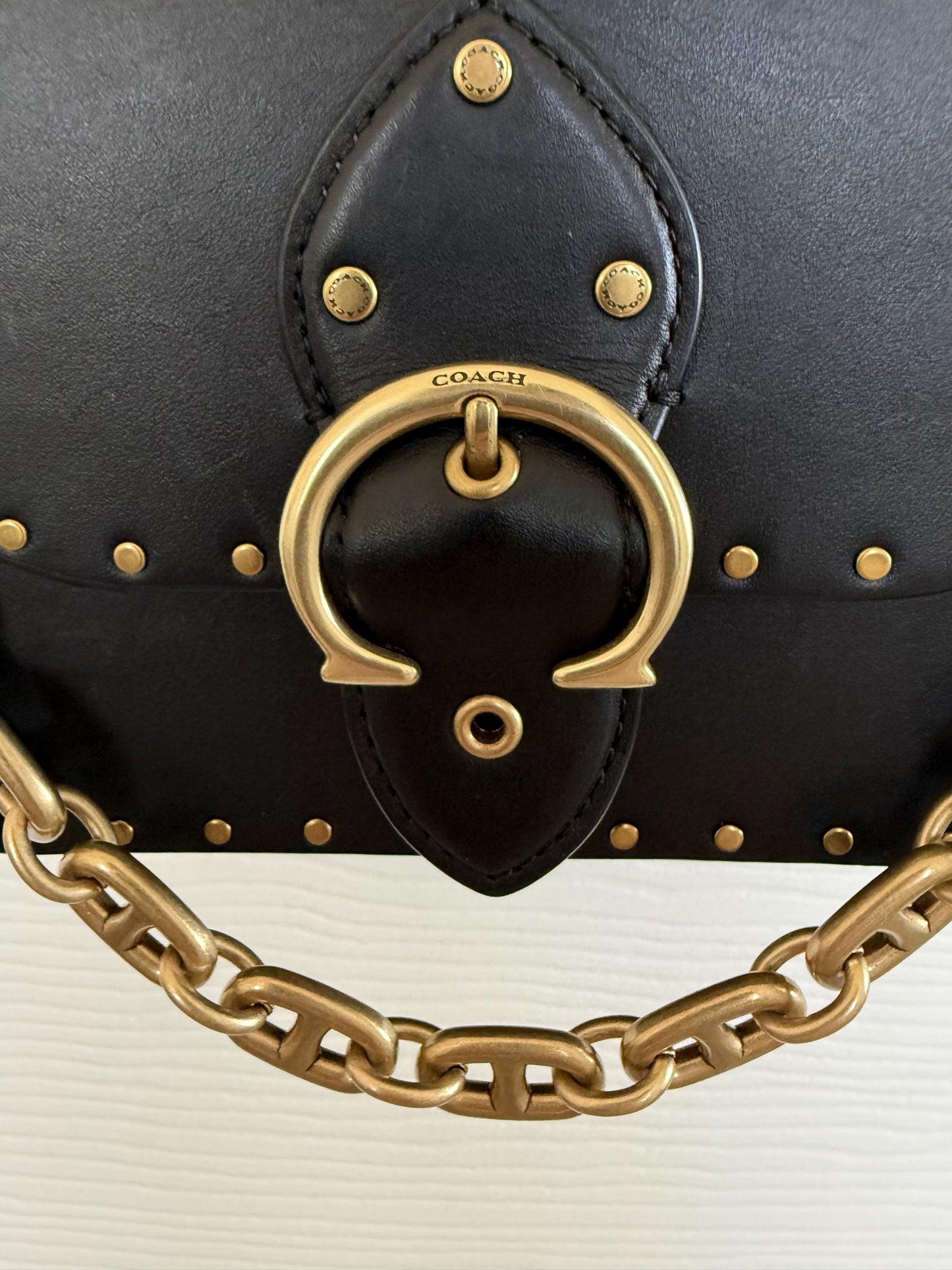 Coach Beat Shoulder Bag 18 with Rivets – Black Glovetanned Leather | Style 4600