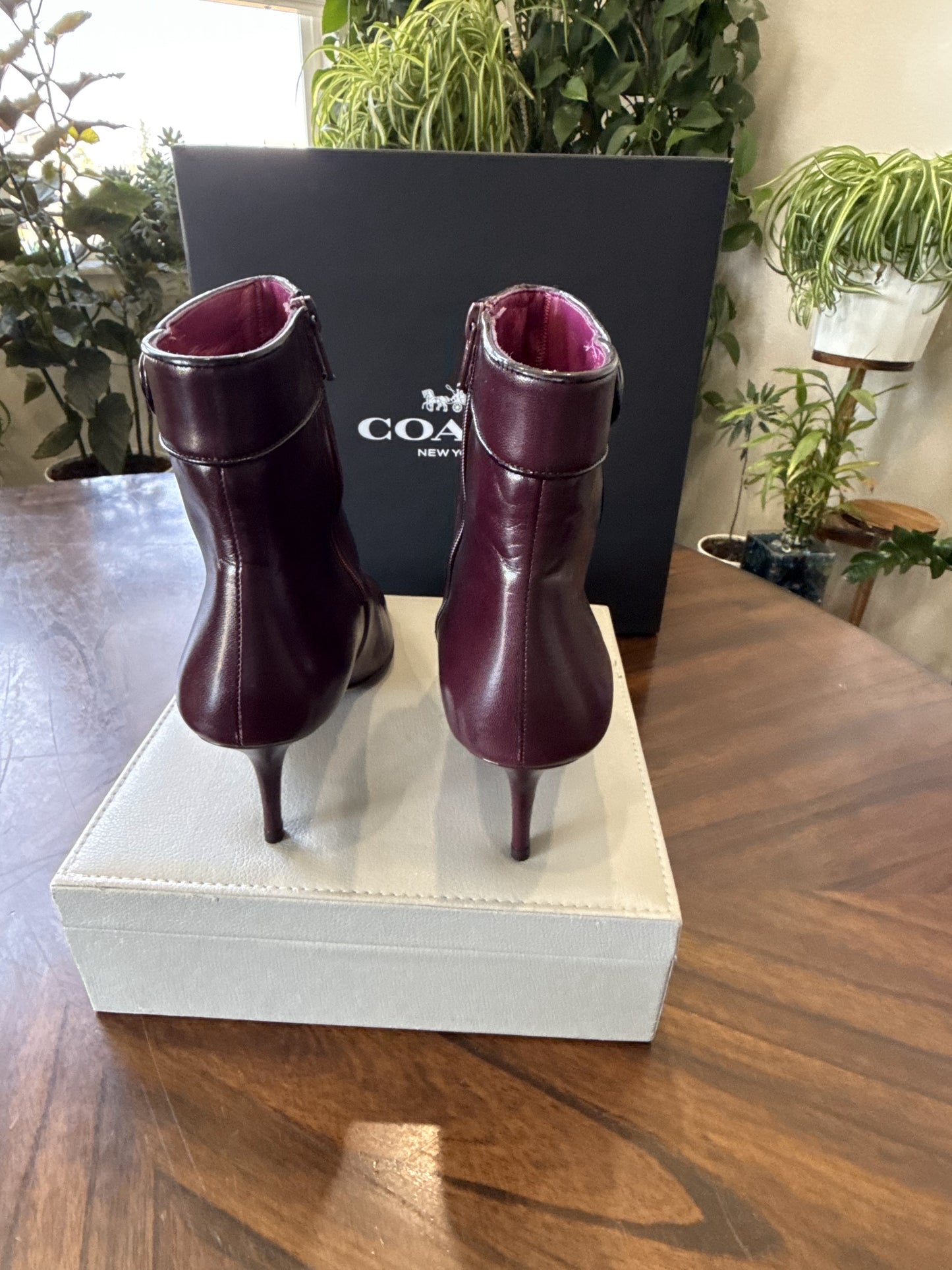 Coach Sonya Leather Ankle Boots – Made in Italy – Size 9B Pre-Loved