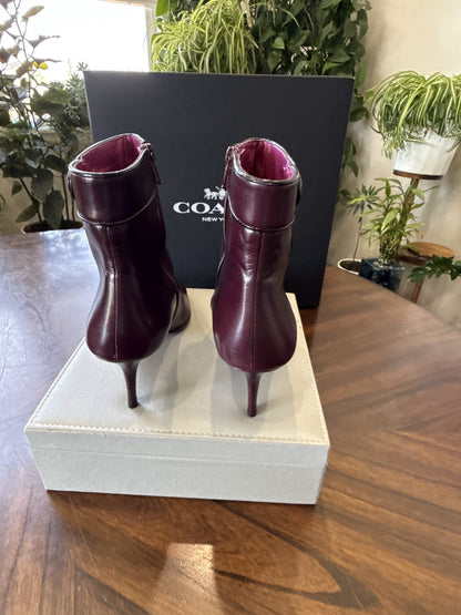 Coach Sonya Leather Ankle Boots – Made in Italy – Size 9B Pre-Loved