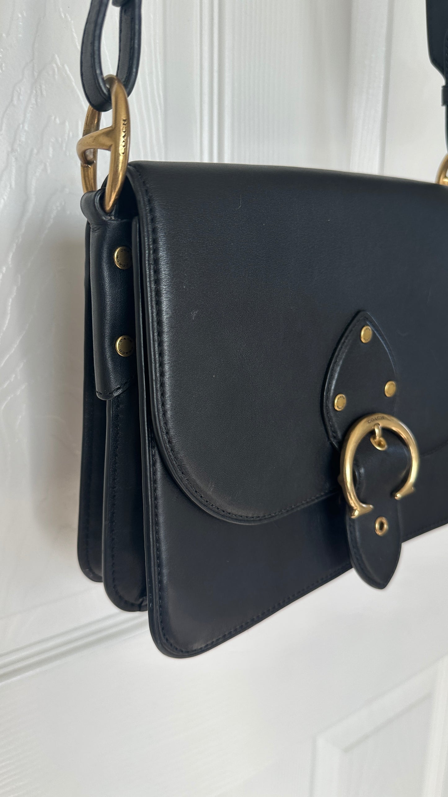 Coach Beat Saddle Bag – Black Smooth Leather Brass Hardware