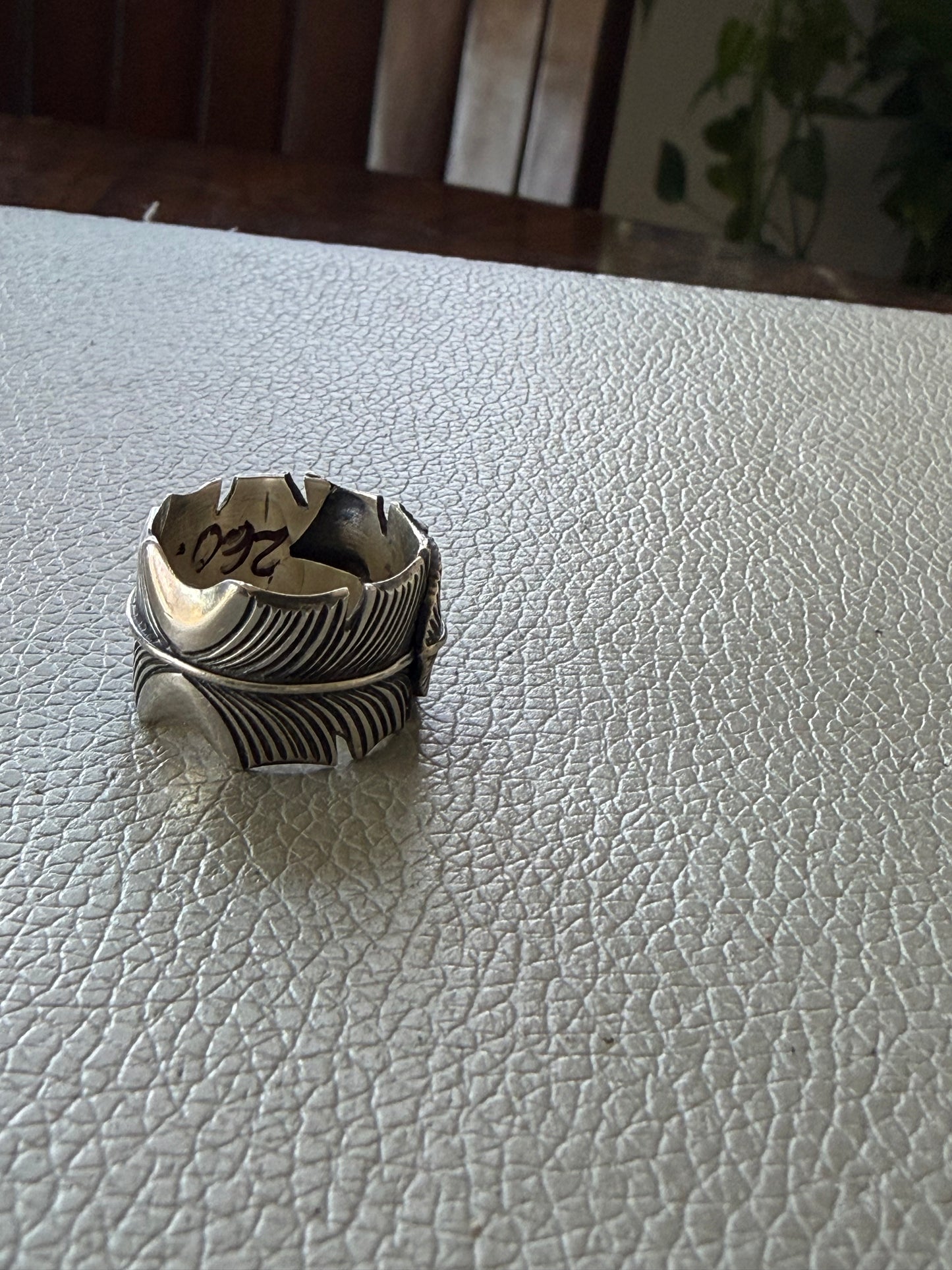Sterling Silver Signed Feather Ring Size 7 Beautifully Crafted Pre-loved EUC